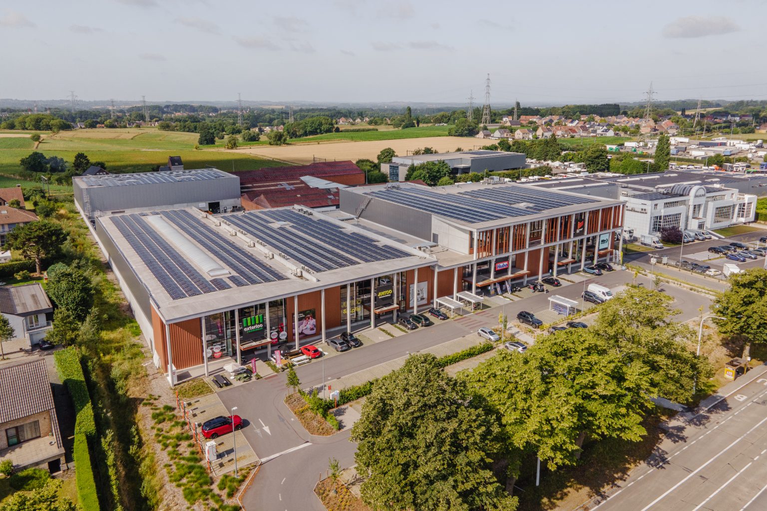 Pilar Shoots - Aura HR-72